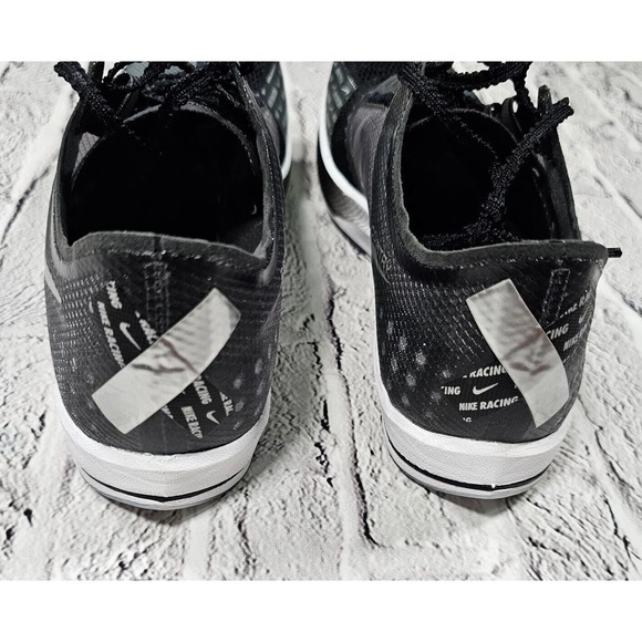 Athletic_Shoes